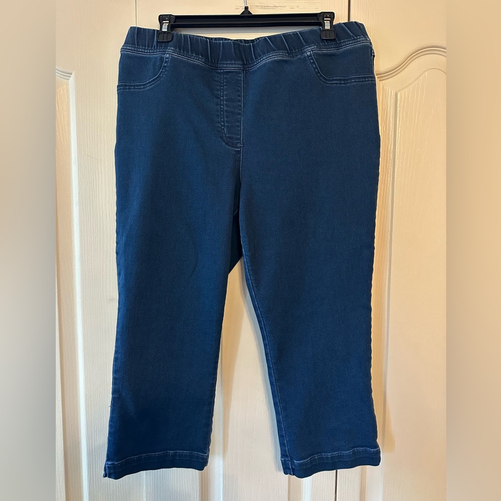 Kim Rogers Women’s Dark Denim Capris Size 14